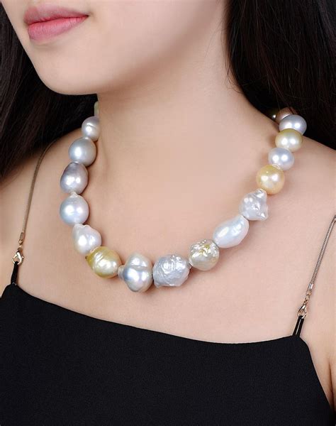 pearl necklace for sale.